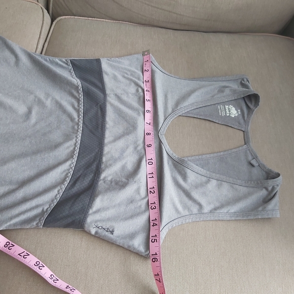 Roots tank top Medium gray workout long line exercise Sleeveless v neck - Picture 12 of 13